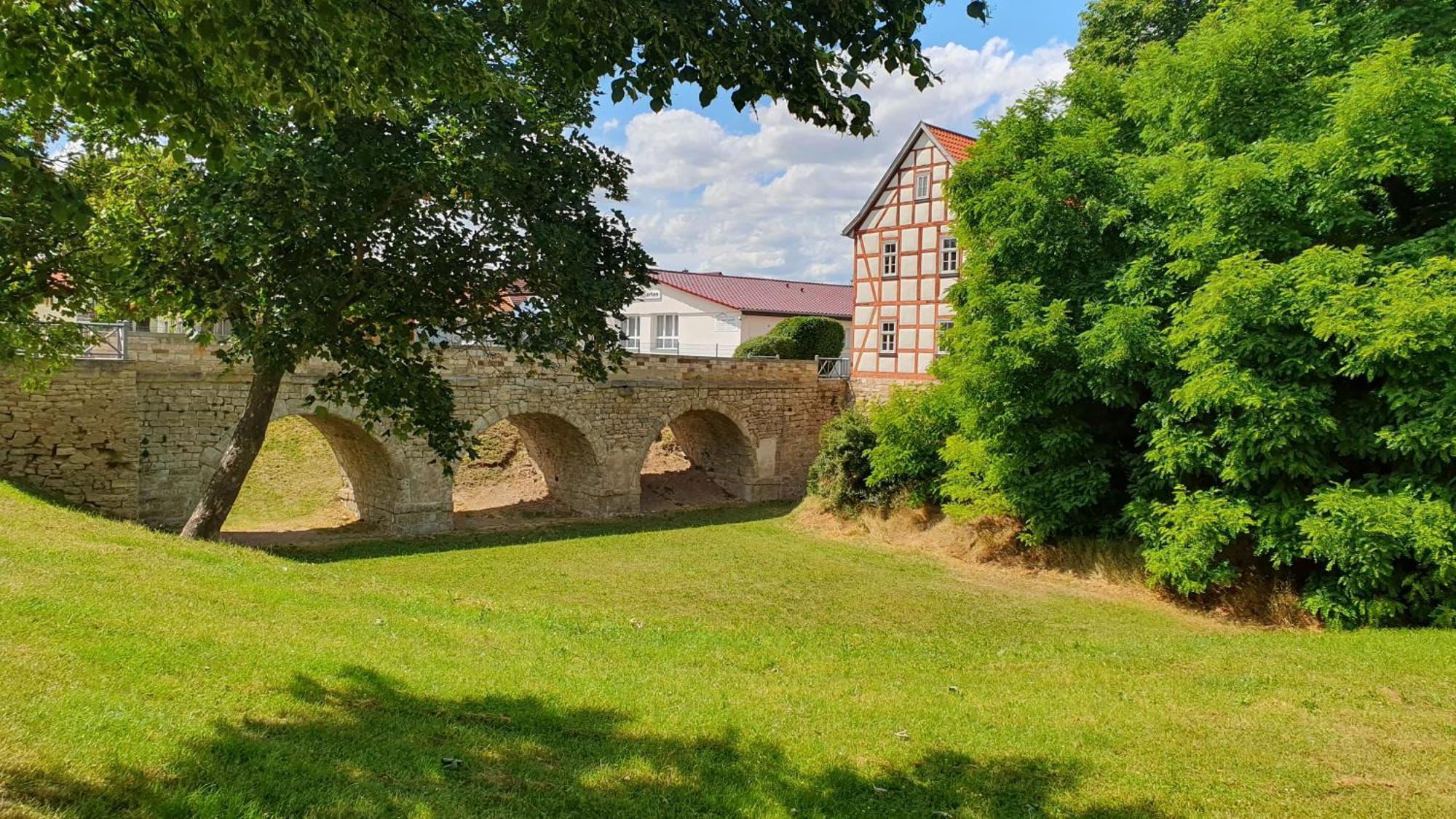 An Der Schlossruine Herbsleben